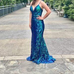 Johnathan Kayne Prom/Formal Dress- Blue/Green size 8- EUC!